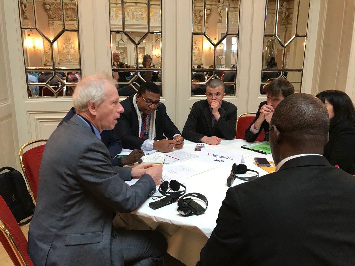 HonStephaneDion's tweet image. J'ai eu le plaisir de présider une discussion à la Conférence internationale sur l'action pour le climat sur le Powering Past Coal Alliance avec des représentants municipaux de différents pays. Le @PastCoal a besoin de villes et les villes ont besoin du @PastCoal! #ICCA2019