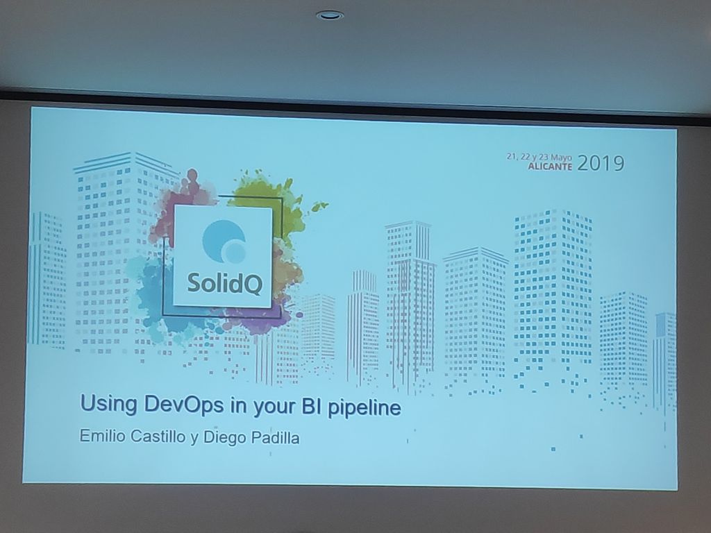 aoton's tweet image. #SQSummit2019 Comenzamos el último día con una ponencia super atractiva.