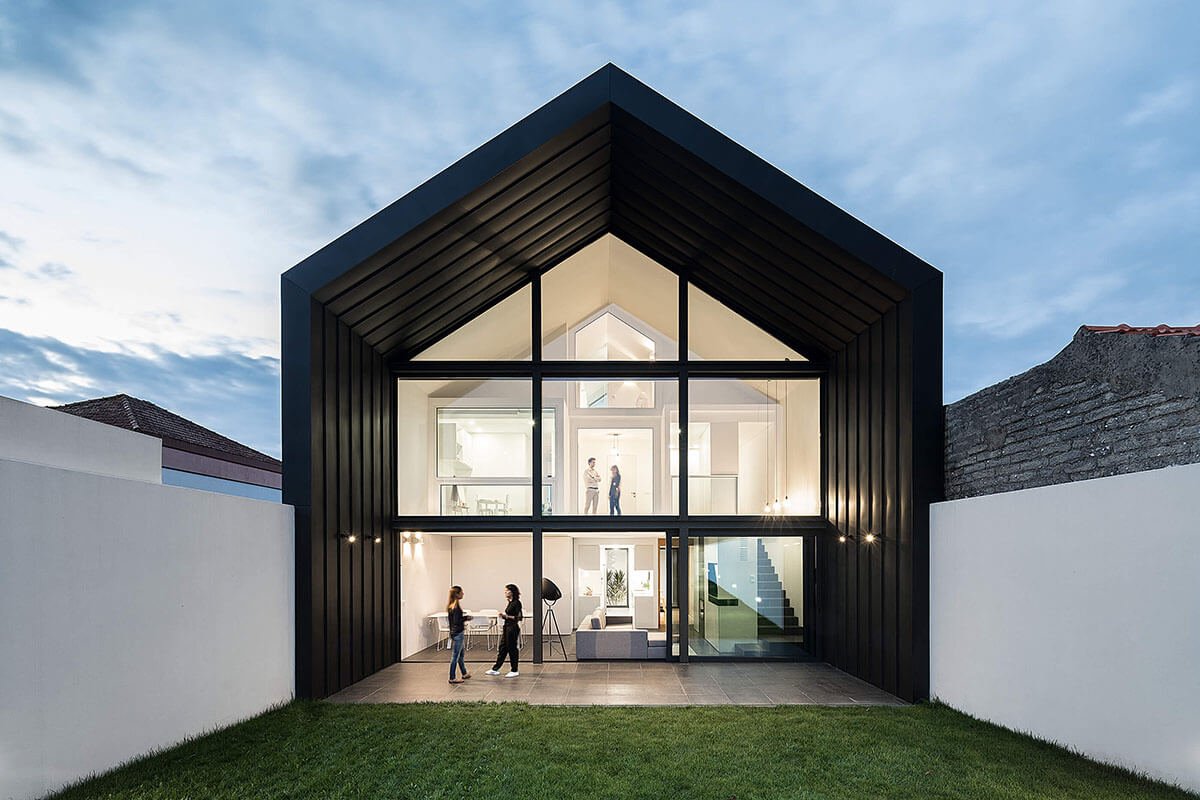 architectsideas's tweet photo. The Ultra Modern House In Aveiro: The Arch House
Arch house is one of the most beautiful as well as versatile construction done by FRARI – Architecture Network and they have created such an amazing building. https://t.co/QF2DVJIeRw
#ArchHouse
#FrariArchitectureNetwork https://t.co/51KBtZIOOM