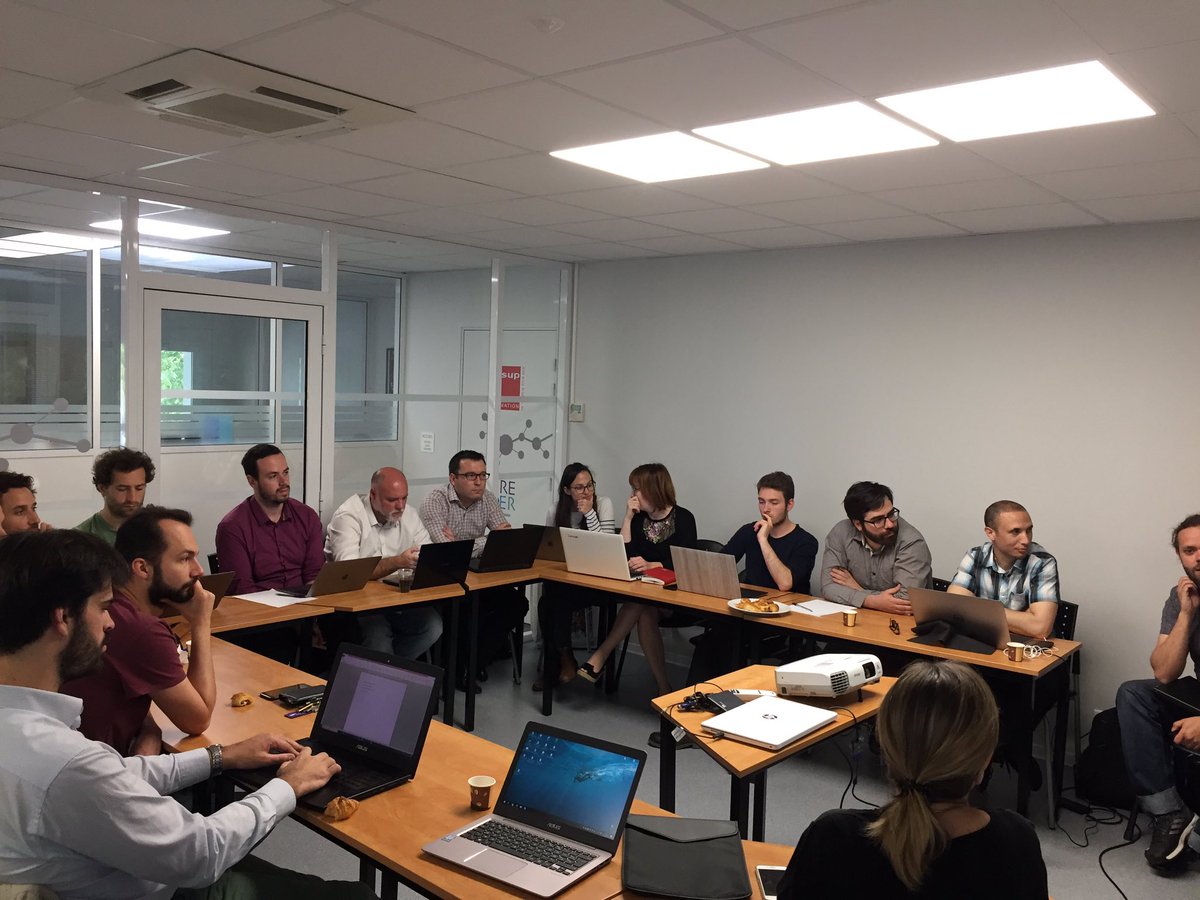 🕑 Au programme ce matin le 4ème et avant dernier atelier du cycle de #formation : «#Juridique et propriété intellectuelle comment éviter les pièges ? » 👩‍⚖️⚖️