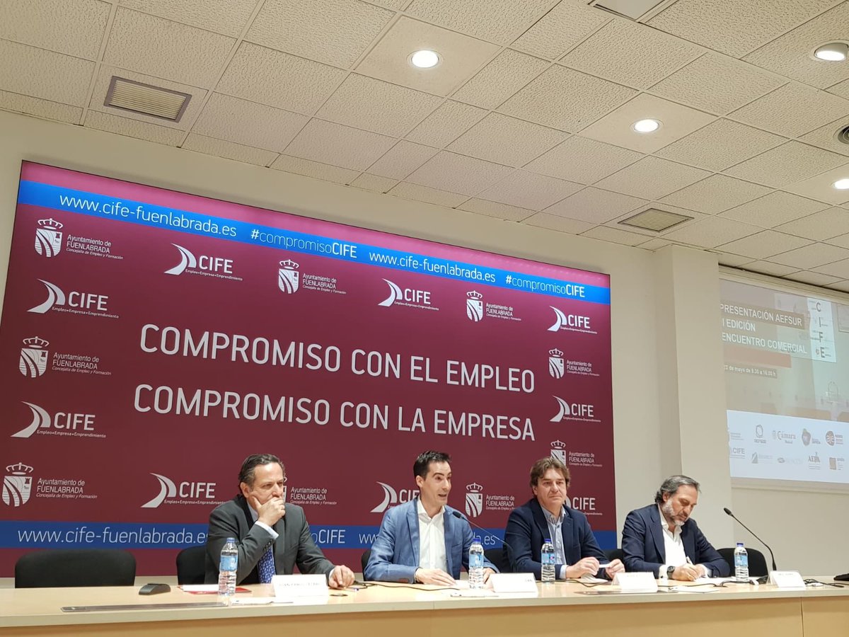_CEIM_'s tweet photo. Comienza el II Encuentro Comercial Interterritorial de #Madrid con la presentación de #AEFSUR, nueva asociación de Fuenlabrada y socio de @_CEIM_. Por delante varias horas de networking. https://t.co/vegPz4ahbK