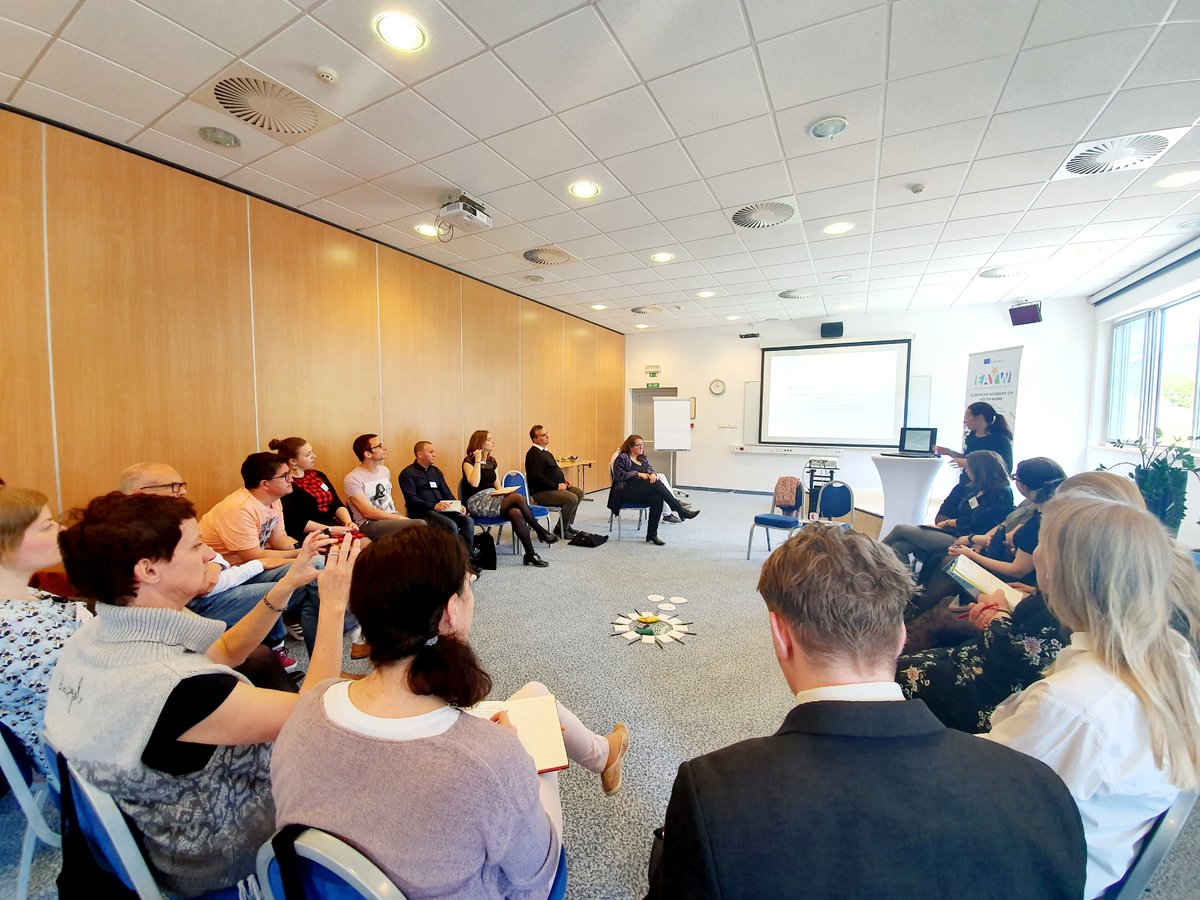 We started with the third day of the #EAYW! After the official opening, we divided in groups to attend different workshops! 💪