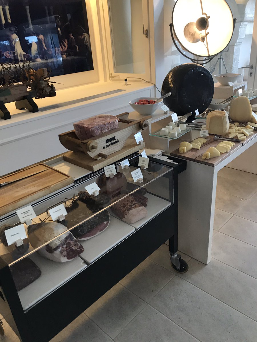 Nick_EliteTC's tweet photo. Enjoying an excellent breakfast at @CapriPalace an outstanding selection of local favourites.
#elitetc https://t.co/YkvlNO1PIA