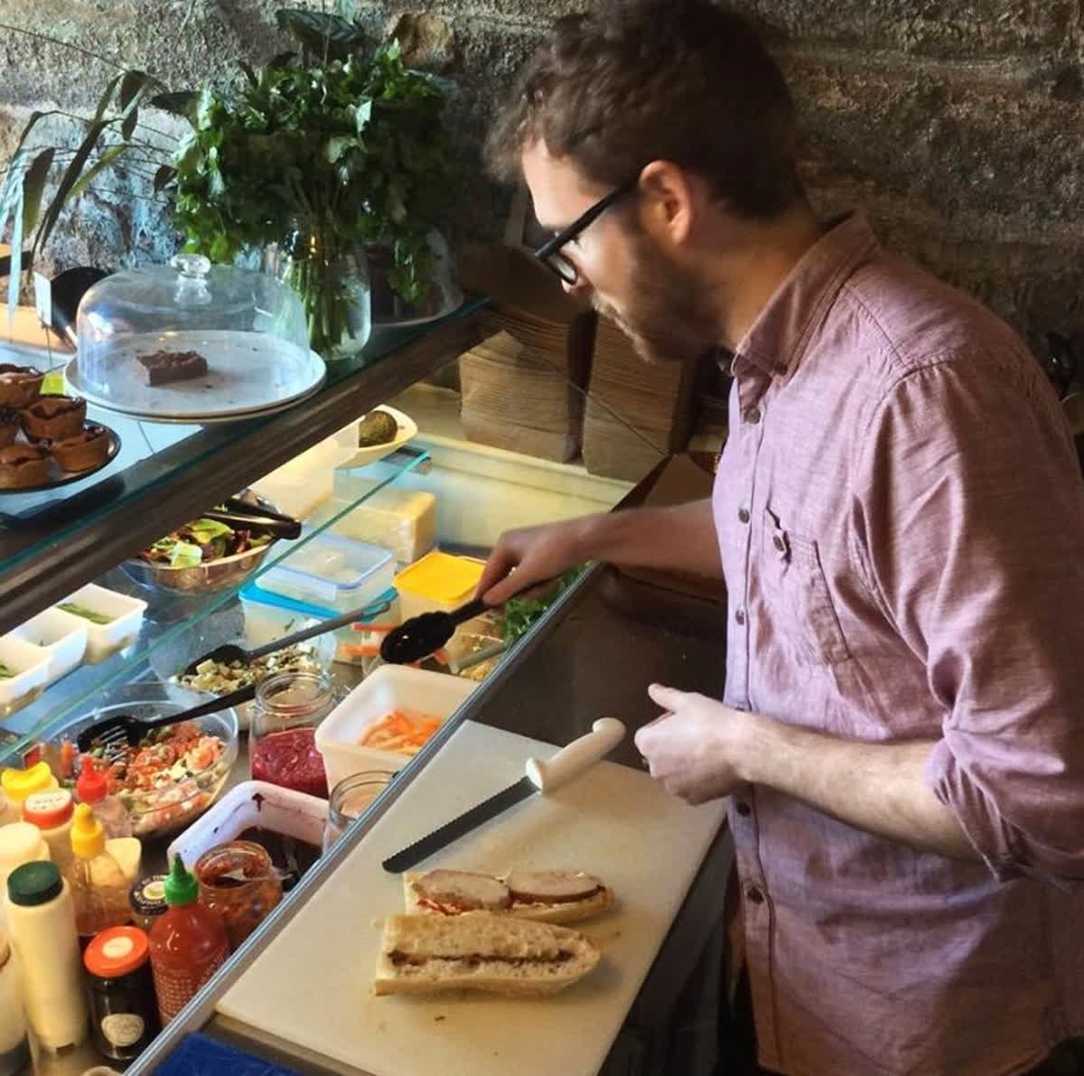 Build your own Banh Mi for lunch today at Gannet &amp; Guga on East Market St. Whats a Banh Mi? Find out more about it right here: qoo.ly/xi9f7 #thearchesedinburgh #gannetandguga #banhmi #gourmetsandwiches #lunchedinburgh #edinburgh #citycentre #healthyoptions #foodies