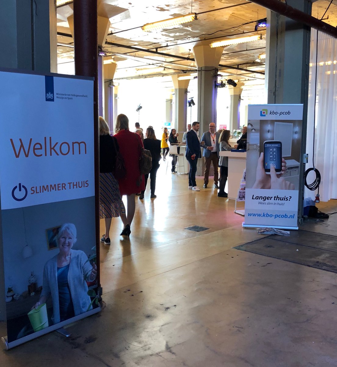 Maak kennis met slimme senioren van ⁦<a href="/kbo_pcob/">KBO-PCOB</a>⁩ tijdens #slimmerthuis. Slimme techniek om langer zelfstandig thuis te wonen, doen! ⁦<a href="/MinVWS/">Ministerie van VWS</a>⁩ ⁦<a href="/hugodejonge/">Hugo de Jonge</a>⁩ ⁦<a href="/NeelieKroesEU/">Neelie Kroes</a>⁩