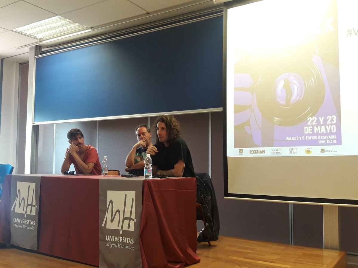 Comienzan la segunda parte de las
#vjornadasdeperiodismoyrock