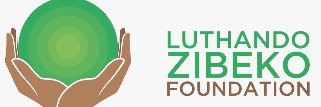 LuthandoZibeko's tweet image. This morning a dear friend of mine, Sabelo Mzanywa donated 10 Dictionaries towards our #LibraryInitiative in Atteridgeville.
#BookDrive
#GodIsGood 🙏