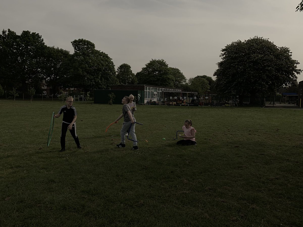 ButtonLane_'s tweet photo. #outdoorlearningday #Class5CE building obstacle challenges #teamwork #agility https://t.co/eaTHpOgXrG