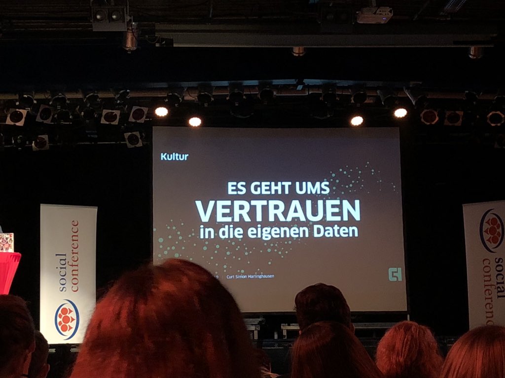 RomyFuchs's tweet photo. #social4brand Eröffnungskeynote der #SocialConference 
👉🏻 Learnings:
1) Team zusammen stellen und schulen 👩🏼‍💻👨🏻‍🎓
2) Daten mappen und analysieren 📈
3) Strategie mit passendem Ziel entwickeln 📌
4) Maßnahmen definieren und laufend anpassen 📃 https://t.co/6DYAQ1zA1Y