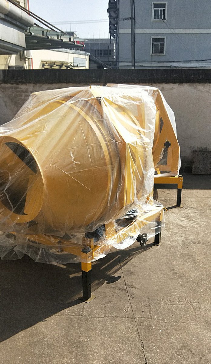 constructionJSH's tweet photo. Diesel engine hydraulic feeding concrete mixer, ready for shipping to Chile Customer. Do you want JZC series concrete mixer? Please leave your contact information. https://t.co/d7bnNq3TSk
