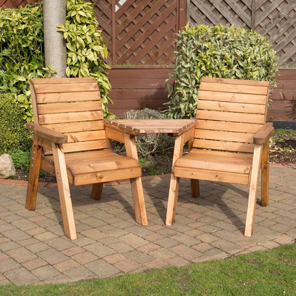 Live the alfresco life with an amazing 20% off all garden furniture this bank holiday weekend only at Skylark PLUS Free local delivery and assembly!