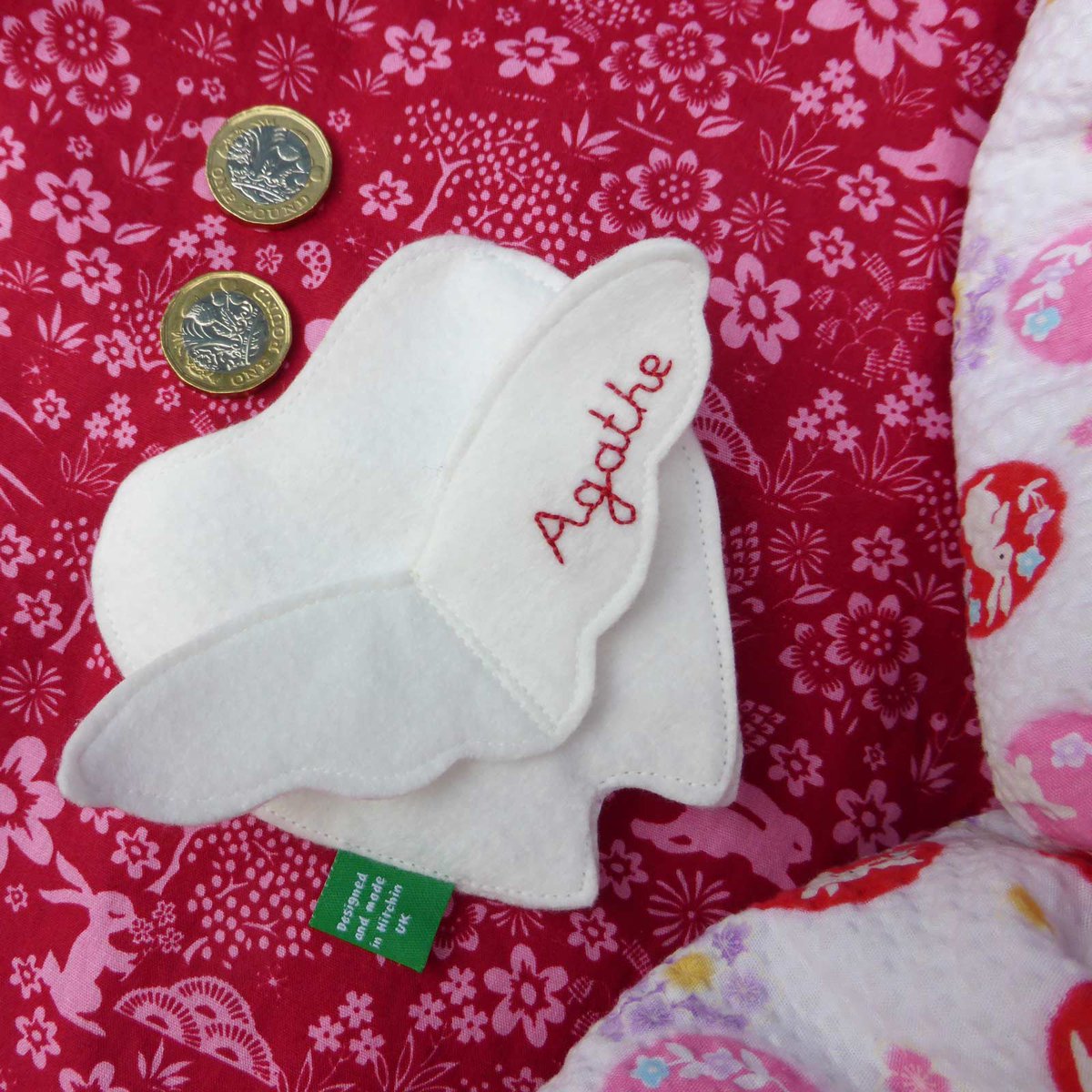 This mini purse is here to help the #toothfairy doing her mission!
Personalised "Tooth Fairy" pouch available at @notonthehighstreet @etsyuk <a href="/ungrandmarche/">Un Grand Marché</a> 

#kids #KidsDeserveIt #CraftHour #ukgiftam #shopsmall #ukgifthour #SmallBiz #giftideas #earlybiz #handmade