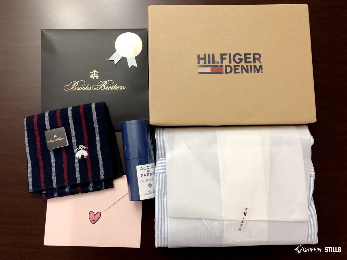 🎁Ourfin gifts arrived!🎁

팬분께서 바이퍼( @viperGRF )선수에게 선물을 보내주셨습니다. 바이퍼 선수에게 잘 전달하겠습니다. 감사합니다.

Our fan sends these gifts to Viper. Thank you very much! 

#ThanksOurfin