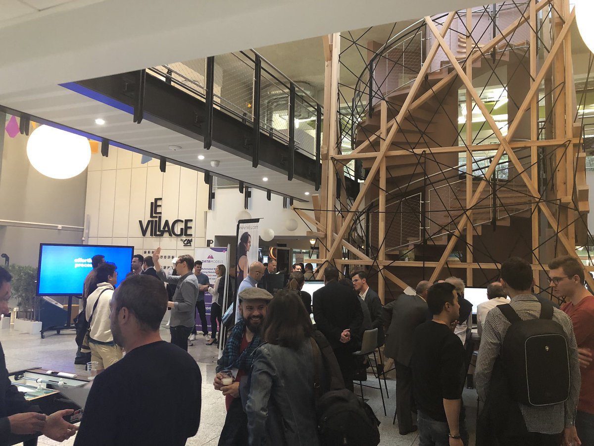 villageCASophia's tweet photo. 🚩Hier s'est tenu au Village, le 1er meetup du @cluster_ia avec @mydatamodels et la signature du partenariat faisant du Village le batiment totem du Cluster #IA ✨

Un grand merci à tous les participants à cet événement ! 😀
@tribuca @latribunepaca @nicematineco @webtimemedias https://t.co/UmTvsgmszM