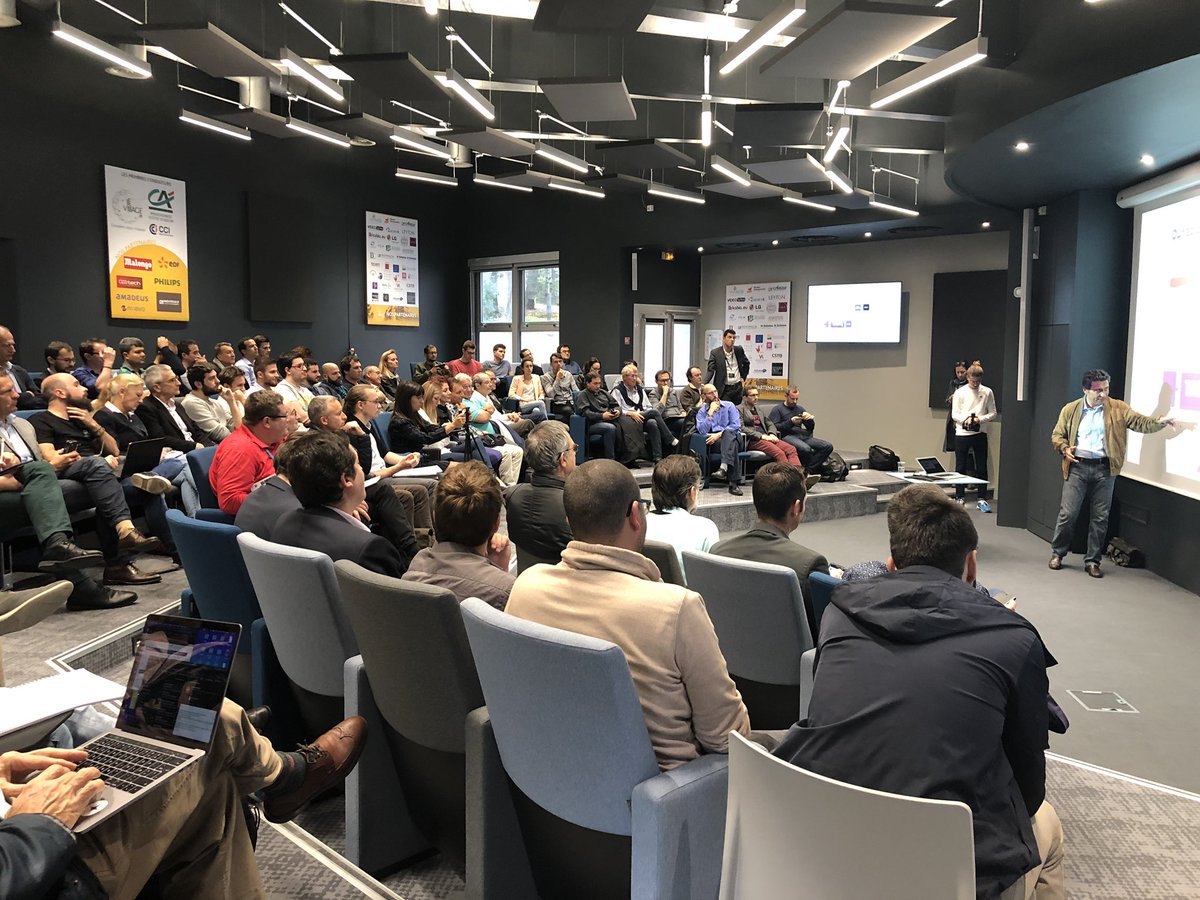 villageCASophia's tweet photo. 🚩Hier s'est tenu au Village, le 1er meetup du @cluster_ia avec @mydatamodels et la signature du partenariat faisant du Village le batiment totem du Cluster #IA ✨

Un grand merci à tous les participants à cet événement ! 😀
@tribuca @latribunepaca @nicematineco @webtimemedias https://t.co/UmTvsgmszM