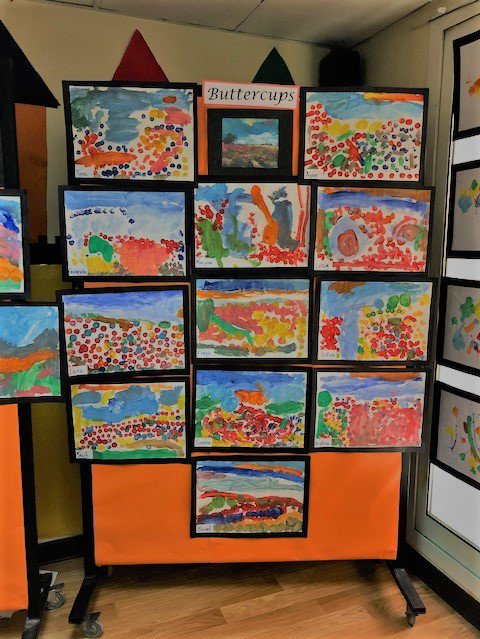 During our Art week the children from Buttercups Class learned about the paintings of Georgia Totto O'Keeffe 
#RafflesNuresryArt #RNCURIOSITYCREATES