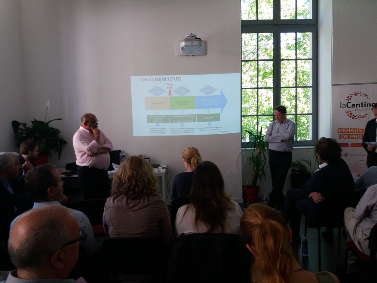 tradecommissio1's tweet photo. Fabrique #Scoran #occitanie atelier de co-construction d'une ambition #numérique commune .Une finalité: garantir la cohérence et la gouvernance de l écosystème numérique régional https://t.co/AnpVaDqH0E