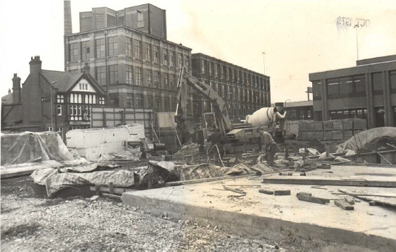 Coventry University Business and Law tweet media