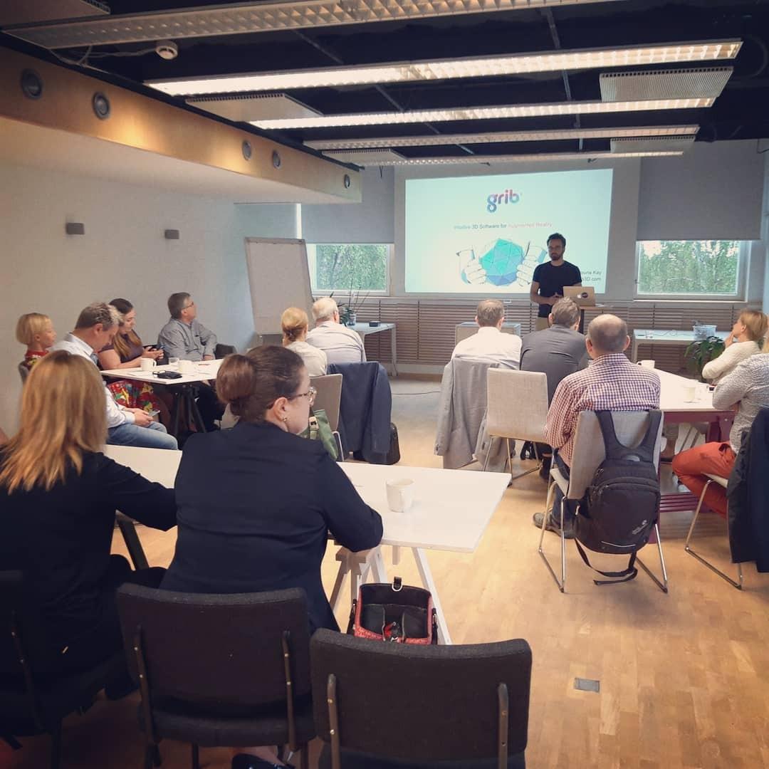 peppistunkel's tweet photo. Great talks by our very own edu-innovators @grib3d and @educraftor for the 4th group of visitors from the Association of Polish Universities for Internationalization (APUI) today at Innovation House. #innovationhouse #businesshome #4locations1community #grib #educraftor #3dmodel https://t.co/ogIPdoXGfp
