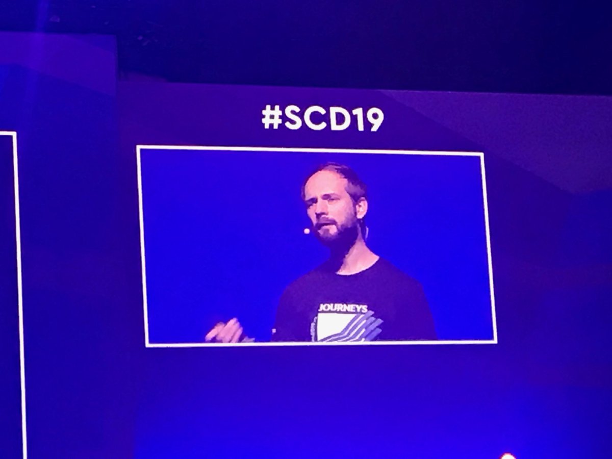 spr2's tweet photo. Sehr sehr gute Keynote von Sebastian Hamann beim #scd19 #inspirationstage #shopware https://t.co/iuDjb2FWBD