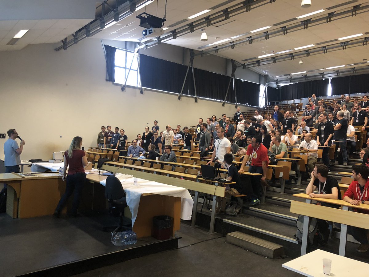 AnthonyDonnet's tweet photo. @PriscilleFay &amp; @ehervepro en petit comité pour leur talk Agile au #mixit2019 ! Zenika 👏🏻💪🏻 https://t.co/9qbbx9nAYy