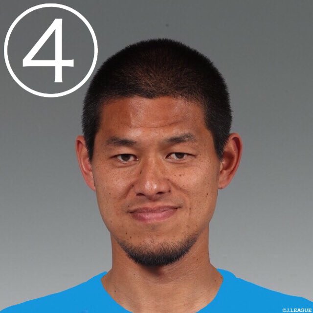 J_League's tweet photo. 【並べ替えクイズ🦌❤️🖤】

#曽ヶ端準 選手の画像を
古い順に並べ替えてください😊

答えはリプライに✍️
表情が同じ…⁉️🤔

@atlrs_official 
#クイズだＪ
#Ｊリーグ https://t.co/EltHMEJy6V