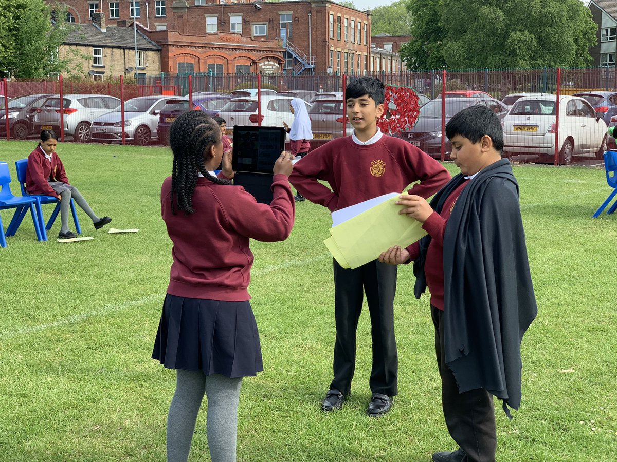 GaskellPrimary's tweet image. Class 5 are acting out their play scripts that they have created from the book Mr Stink! 🎭 @davidwalliams #acting #playscript #story #fun