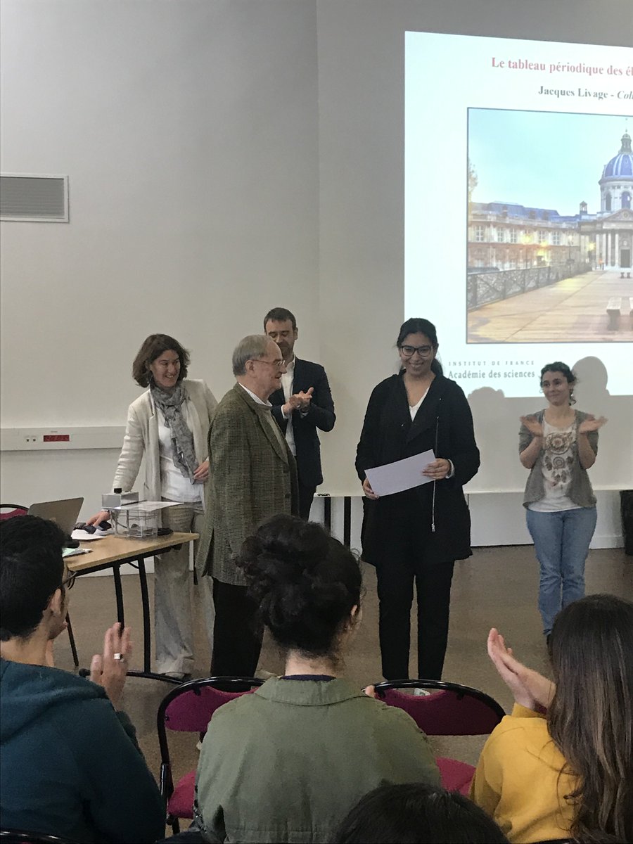 Organisé par l’<a href="/AcCreteil/">Académie de Créteil</a> , dans le cadre de l’année de la #chimie, en liaison avec le <a href="/VillageChimie/">Village de la Chimie</a> et <a href="/FranceChimieIDF/">France Chimie Ile-de-France</a> , remise du prix du concours d’écriture sur le rôle de la chimie et des chimistes dans notre société... (1/2)