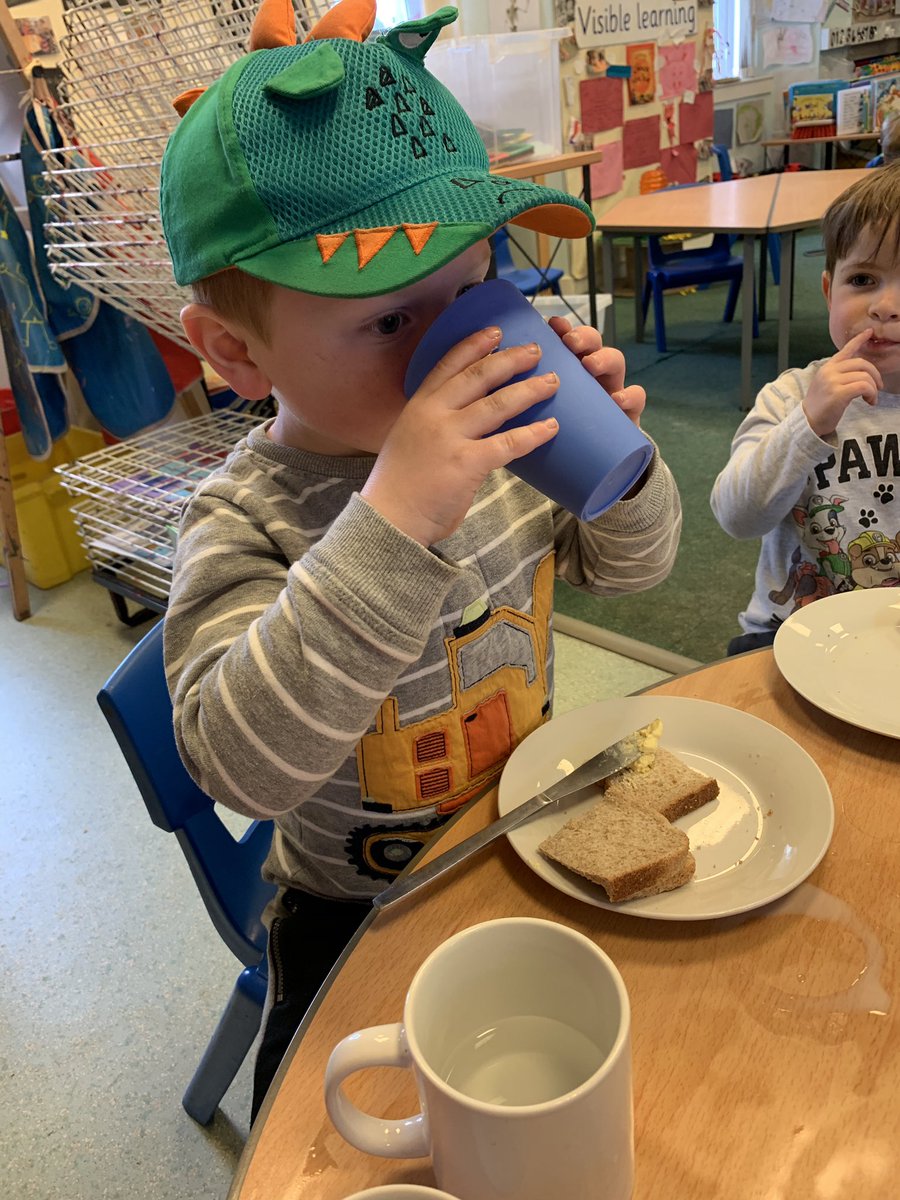 mattocks_ps's tweet photo. Trying banana and pear smoothie for snack! βItβs so tastyβ βI love itβ #HealthWeek #MM4Mattocks https://t.co/rPbtQ3MZbx