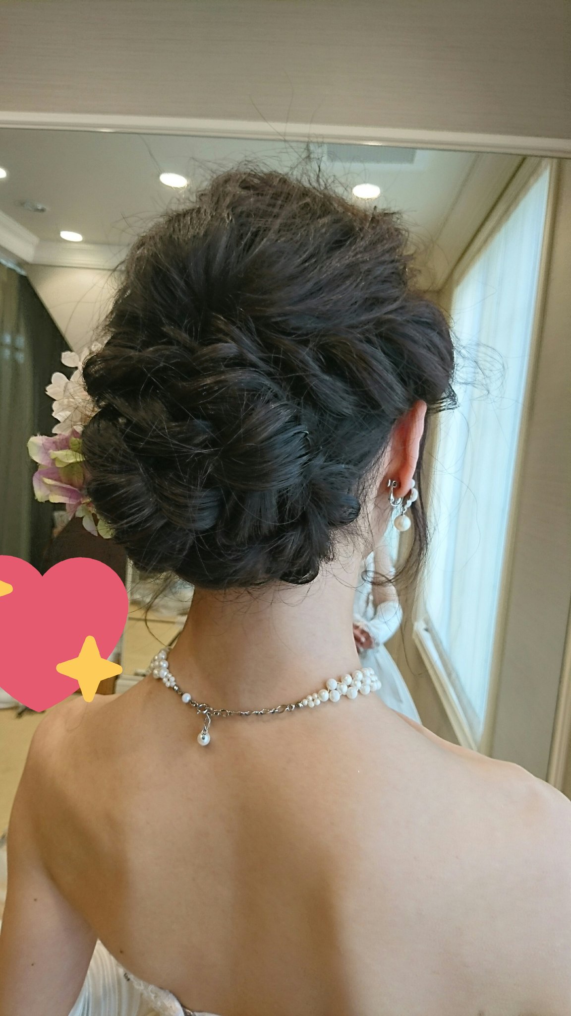 八木岡弓美子official Di Twitter 低めのゆるふわアレンジにお花を付けたウエディングヘア Instagram更新しました T Co Zbum7ncyl8 ウエディングヘア ブライダルヘアメイク ヘアアレンジ ヘアスタイル ウェディングヘア ゆるふわアップ ゆるふわ