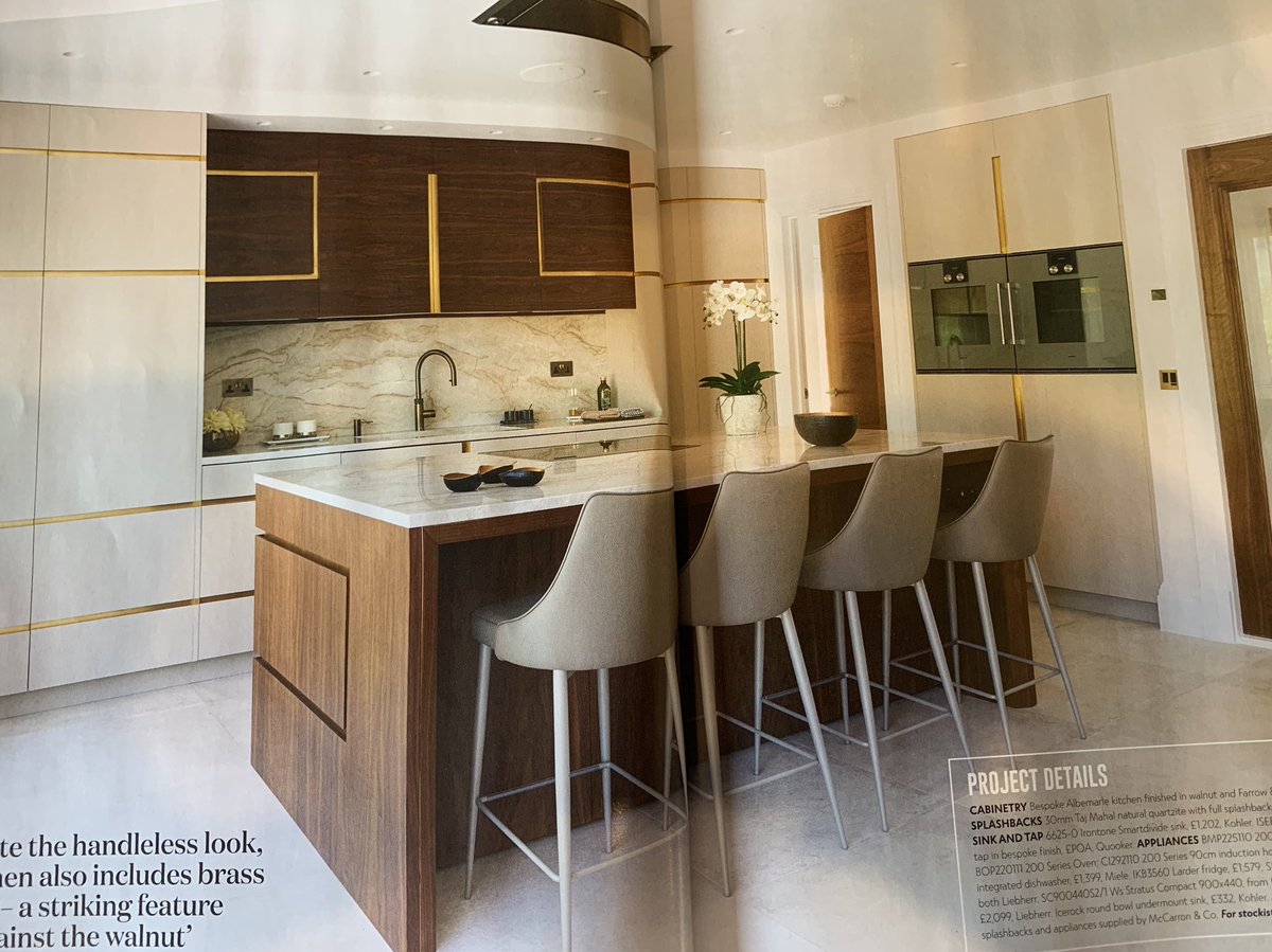 Stunning <a href="/McCandCo/">McCarron and Co</a> kitchen feature in <a href="/EKBBMAG/">EKBB</a> this month. Love the dark and light contrasting finishes and brass detailing 😍.... and topped off with our Stratus Compact ceiling hood 😊! Thanks so much for the mention guys!
.
.
.
#interiors #kitchens #luxurykitchen