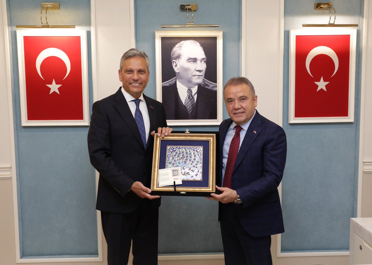 Muhittin Böcek
