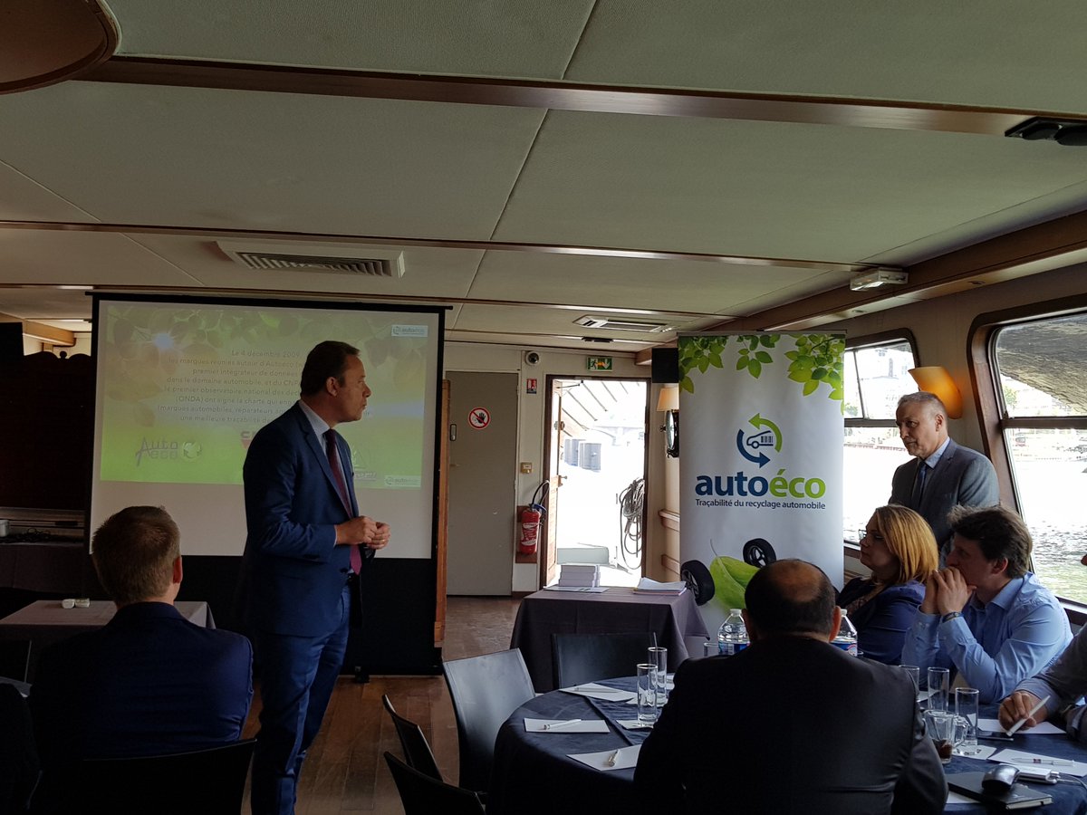 Fiers de fêter les 10 ans de la signature de la Charte de traçabilité des #déchets #automobiles aux côtés de nos partenaires ! Une démarche exemplaire et précurseur pour les professionnels de la filière des #services de l'automobile !
