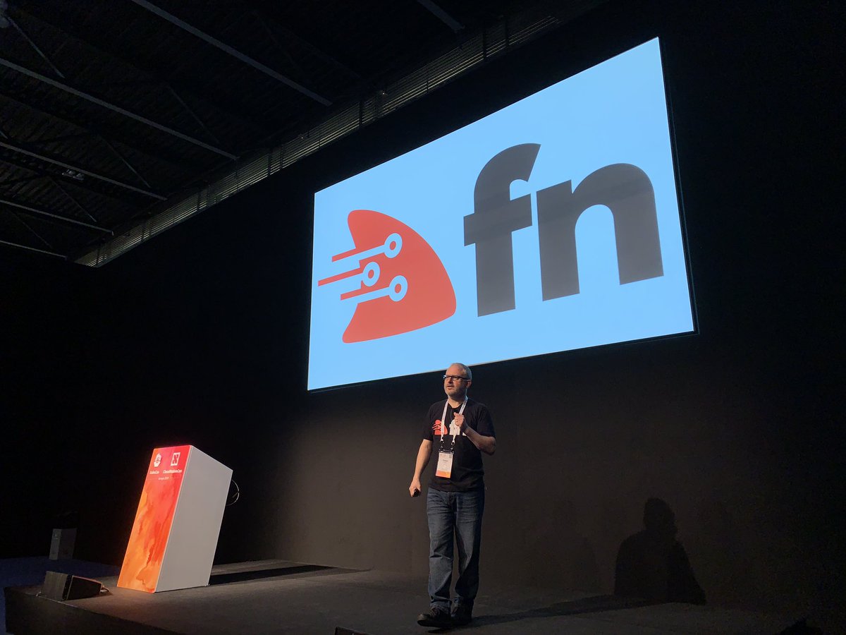 Promise of #serverless per @ewanslater: make dev easier, improve productivity, increase agility, reduce costs, now add #opensource <a href="/fnproject/">Fn</a> for freedom #KubeCon + #CloudNativeCon