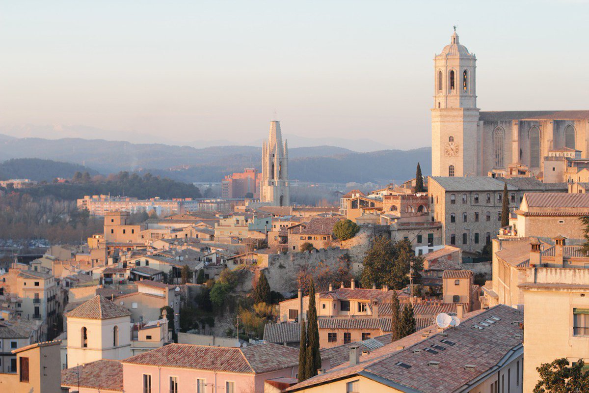 oneworld_src's tweet image. ✴️🍹GIRONA CITY BREAK 🍹✴️

➡️ Departure 01 August 2019
3️⃣ Nights
⭐️ 4* Hotel
✈️ Return Flights from Leeds Bradford

☄️ NOW ONLY £299pp ☄️

🌎✈️ HOW TO BOOK &amp;amp; MORE INFO ✈️🌎

Call us on ☎️ 01642 450333

Visit us at 📍 Room 164, Stockton Riverside College.
Offer based on 2 Adults.