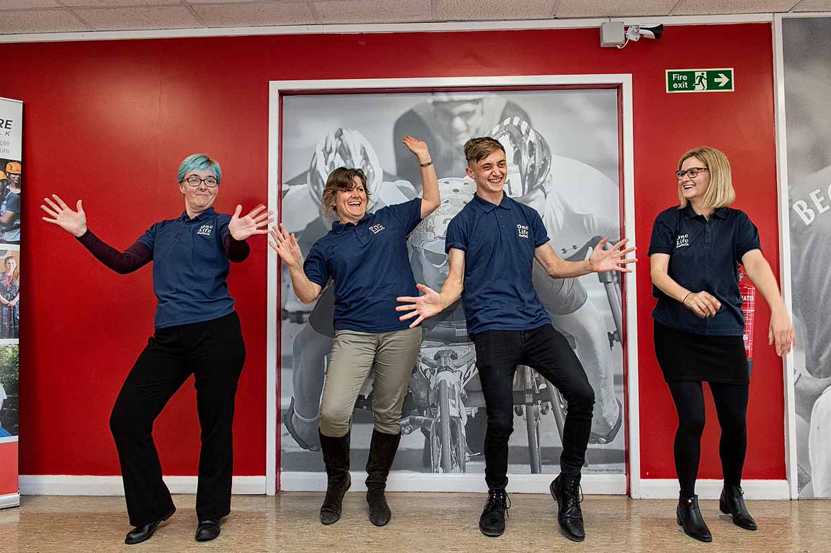 Most_Active's tweet photo. Smile if you've seen the exclusive #BigBalletBertha dance that we've launched today for Elmerβs Big Parade Suffolk. It's #tonsoffunforeeveryone.
We've even produced a tutorial to help you learn the steps.
https://t.co/MFObngvG1m
#movesuffolk https://t.co/zpFGcAZnNI