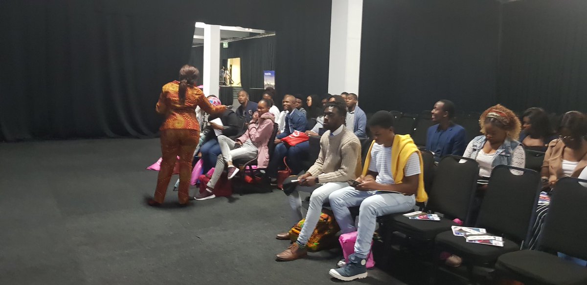 NEPAD_Agency's tweet photo. Vincent Oparah at the #GradStar Master class speaks on transforming Africa. He says the new mandate of the African Union Development Agency-NEPAD gives us more impetus to deliver results thru priority continental programs for #TheAfricaWeWant @GradStarSA @Agenda2063N https://t.co/zyvphRDxFc