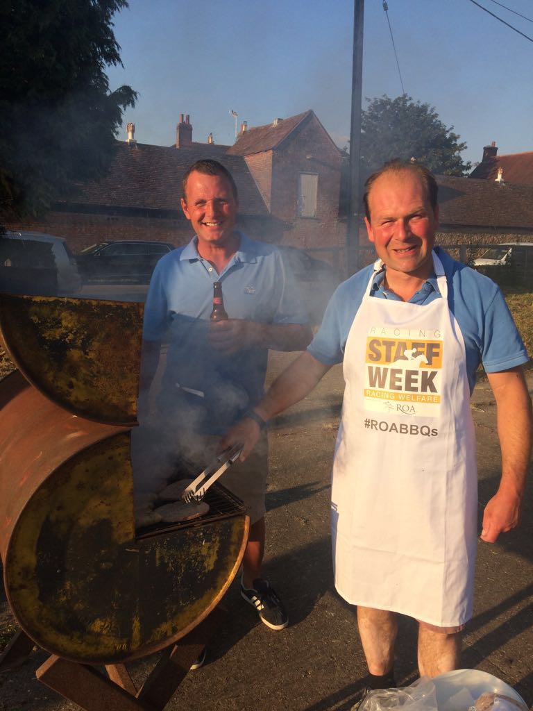 RacehorseOwners's tweet photo. TRAINERS! ROA-funded yard BBQs are back. Apply for £150 towards your beers, burgers and bangers, just invite some owners https://t.co/o76xqMbV5m #RacingStaffWeek #ROABBQs @Racingwelfare @clifford_lines @HarryDunlop3 @RaeGuestRacing @NeilKingRacing @NTFnews https://t.co/DuyK59i9cY