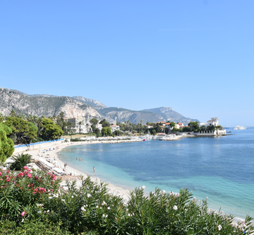 VisitCotedazur's tweet photo. Toute la douceur de vivre de Beaulieu-sur-Mer résumée en quelques images... 
📸 @Beaulieu06310 #CotedAzurFrance #JeudiPhoto #MagnifiqueFrance https://t.co/WtCSogxjPo