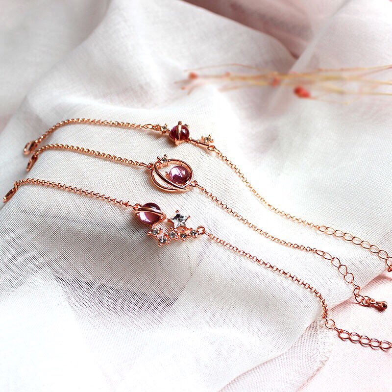 Alice_Abear's tweet photo. : galaxy bracelet 💫
♡ Price 69.-
♡ ซื้อ3ชิ้นขึ้นไปส่งฟรี(คละได้ทั้งร้าน)
#aliceabear_bracelet 

#เครื่องประดับ #สร้อย #สร้อยแฟชั่น #สร้อยข้อมือ #สร้อยข้อมือเกาหลี #สร้อยข้อมือแฟชั่น #ต่างหู #ต่างหูเกาหลี #ต่างหูแฟชั่น #ต่างหูวินเทจ #กำไล #กำไลข้อมือ #กำไลวินเทจ #กำไลเกาหลี https://t.co/2YBf8Oyvs9