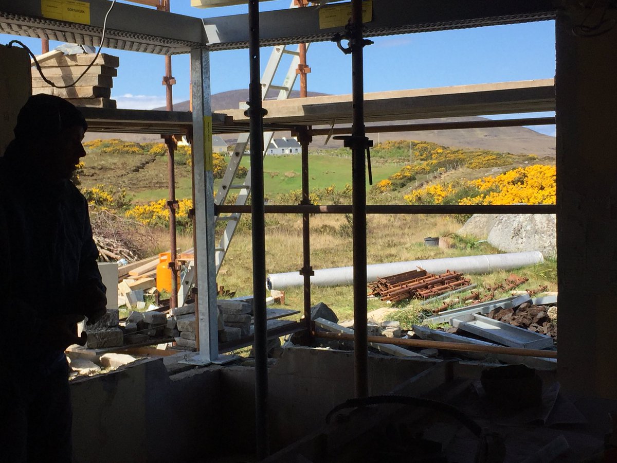 ECrannog's tweet photo. Already a breathtaking view with scaffolding and ladders in the way. When it’s finished we’ll sit here and watch + look + watch + dream 🎈⁦@Gweedore_WAWay⁩  ⁦@DonegalMaps⁩ #WildAtlanticWay #nothingwildaboutittoday https://t.co/VGQZinQEvU