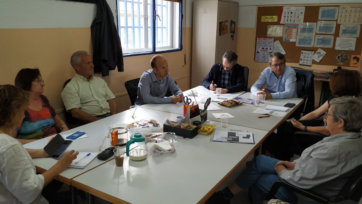 Carmelo_Asensio's tweet photo. Hoy hemos visitado el Centro Sociolaboral #Oliver para conocer la importantísima labor que realiza la Fundación #Adunare en el barrio y por la inclusión social https://t.co/SjrZkdOD9q