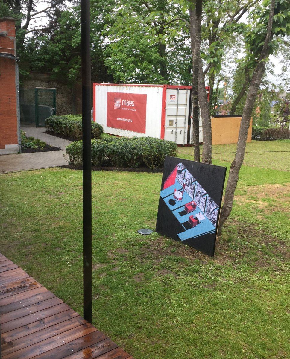 Vraag: Wat hebben Koningin Mathilde, DuCoop en collega Didier (Algemene Bouw Maes) gemeen? Antwoord: The Mobble. :) bit.ly/2K6NVbd #bouwenmetmensen #TheMobble <a href="/ugent/">UGent</a>