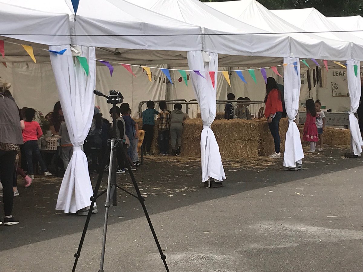Children very excited about the farm day ⁦⁦<a href="/ArmitagePrimary/">Armitage Primary</a>⁩ #gametasters #education #EducationMatters ⁦<a href="/FoodTCentre/">FoodTeachersCentre</a>⁩