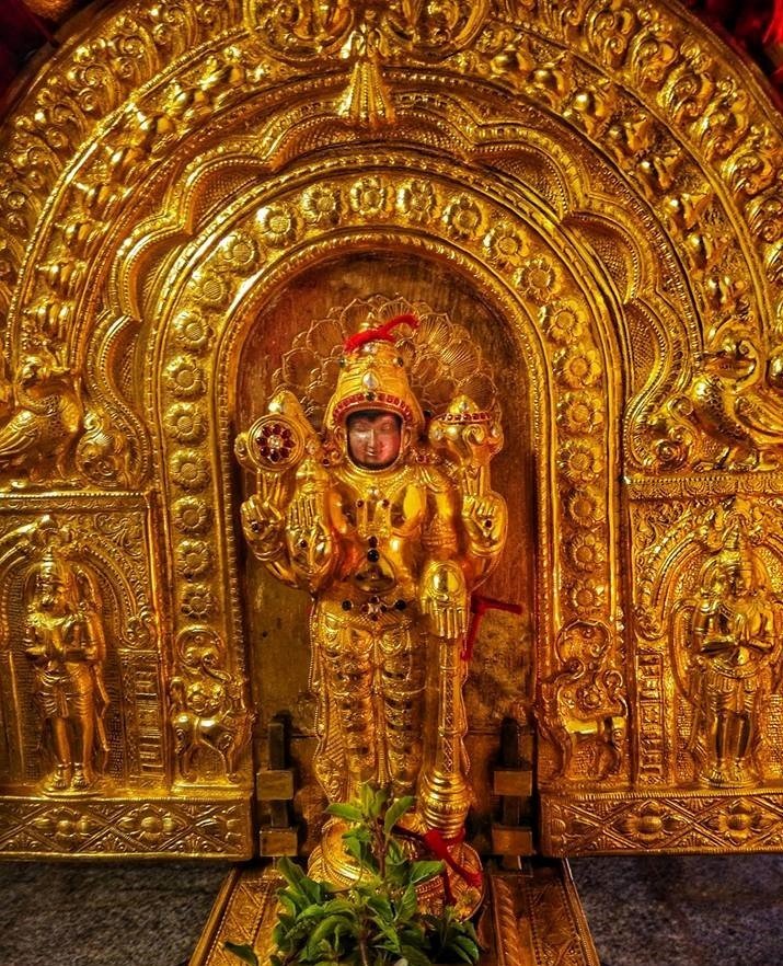 TempleConnect_'s tweet photo. Utsava murthi of Undaru Shri Vishnumoorthy Temple 🕉️
🚩 ಉಂಡಾರು ಶ್ರೀ ವಿಷ್ಣುಮೂರ್ತಿ ದೇವಸ್ಥಾನಕ್ಕೆ 🚩
#TempleConnect #Undaru #Innanje #Vishnumoorthy #Udupi #Karnataka
https://t.co/LrLCzvuw2X
Your Devotional Connect Online https://t.co/Epsr2XupUf