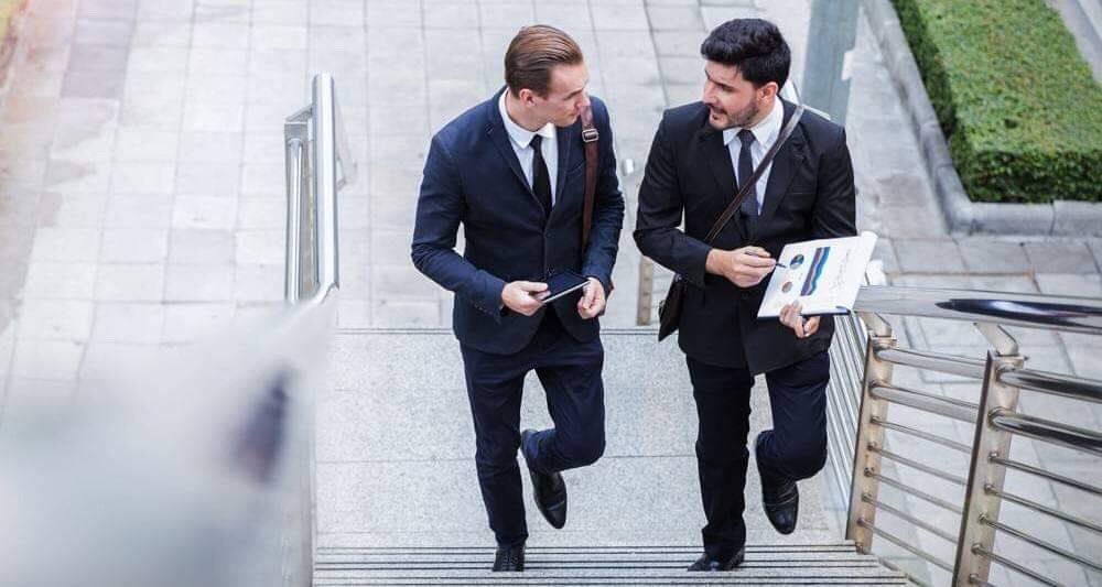 Equiteasy's tweet photo. [Article : @LesEchosLEE ]
Les phrases à éviter pour #convaincre un #investisseur et réussir sa #levéedefonds .
https://t.co/q9DJifgxdC https://t.co/RJSBtJsrvs
