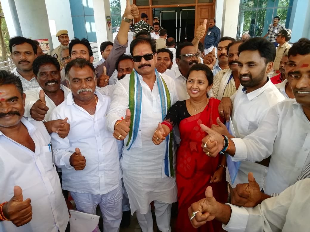 Big thanks to the people of BAPATLA 🙏 
We will definitely live up to ur expectations.. our family will be indebted to <a href="/ysjagan/">YS Jagan Mohan Reddy</a> for ever 🙏