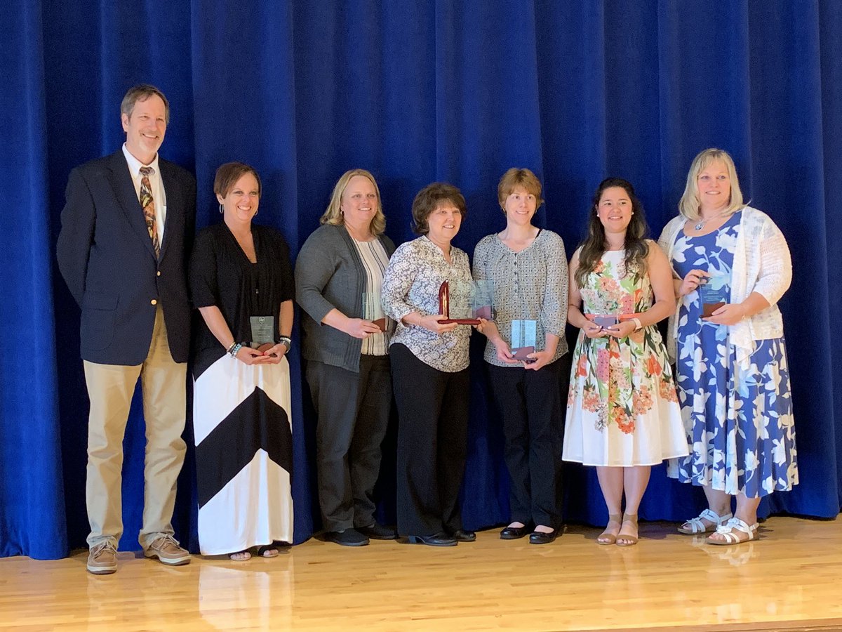 Congratulations to Kim Desper for receiving the high honor of district teacher of the year!