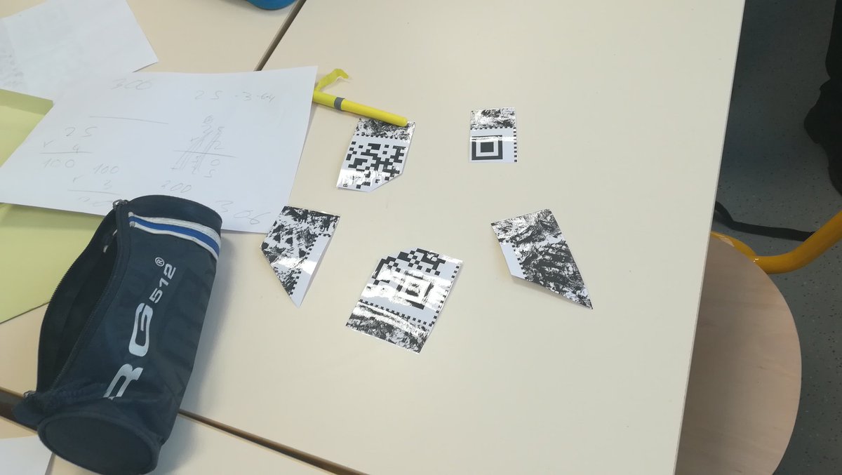 dane_nancy_metz's tweet photo. Une belle dynamique, une belle collaboration entre élèves @acnancymetz #Entrezcestouvert pour finir la sixième énigme et trouver le trésor. @Departement54 
#Escapegame #numériques https://t.co/d1zLKMGGWk