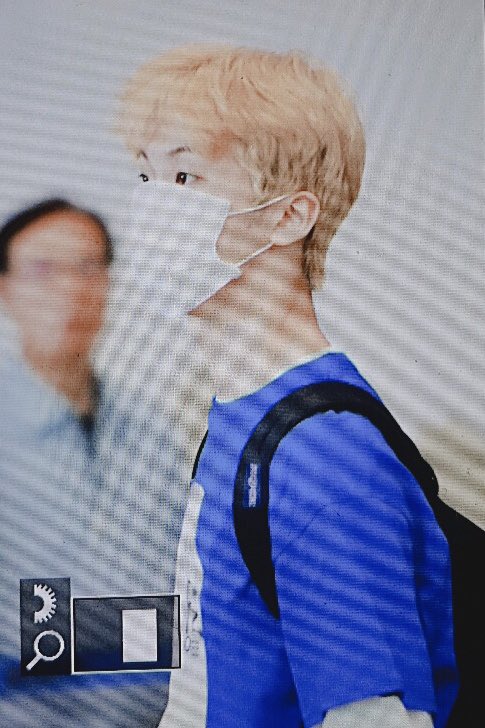 nctmarkcom's tweet photo. 190523 너무너무 수고했어,, #마크 #NCT #MARK https://t.co/XS1gueYYJI